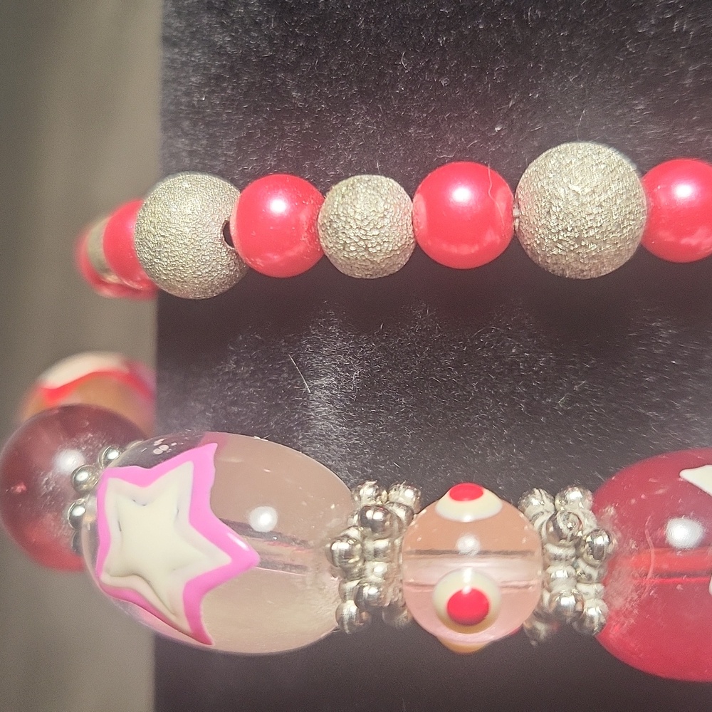 Pink bracelets - Picture 2 of 2